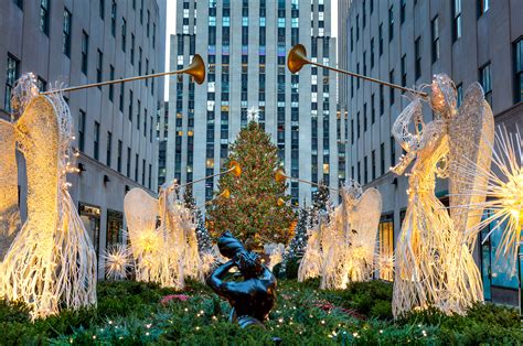 Discover the Enchantment: A Magical New York Christmas